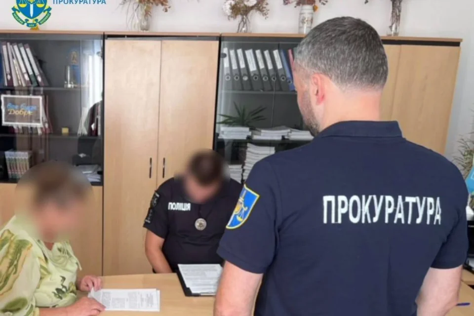 Нова хвиля викриттів махінацій на Буковині: Кравченко заявив про 10 млн грн збитків та 15 підозр
