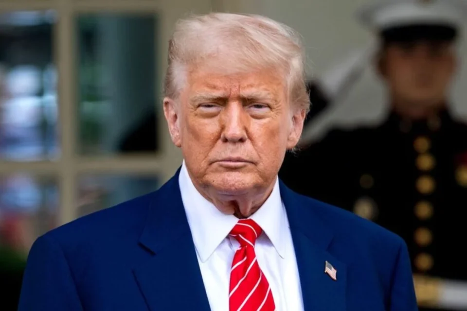 Трамп вважає, що Україні доведеться погодитися на угоду переважно на умовах росії, щоб зупинити війну - Politico
