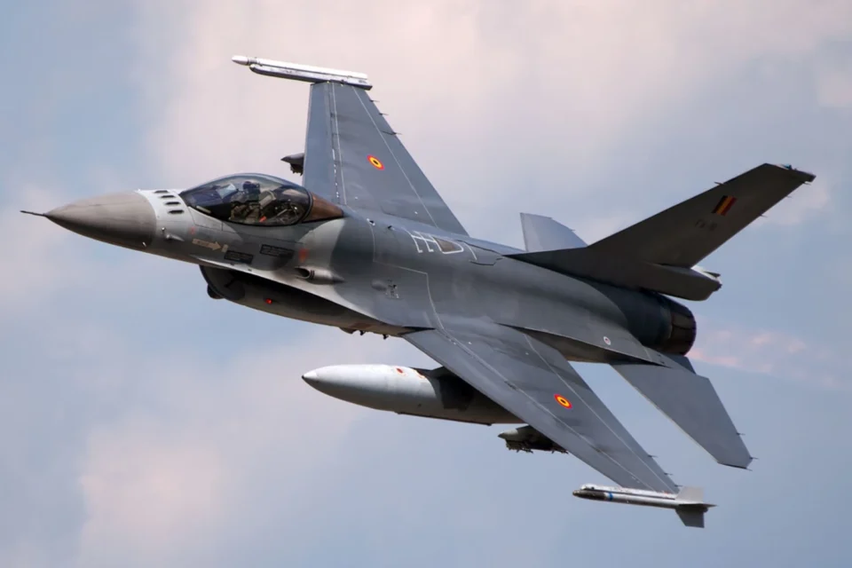 Бельгія передасть Україні у вересні декілька F-16