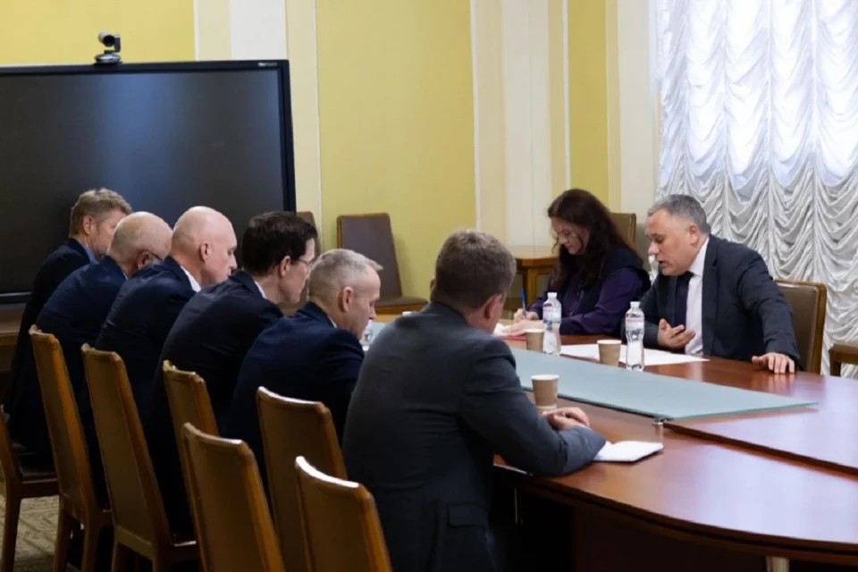 Зараз нам потрібні спільні виробництва зброї для захисту України – Жовква
