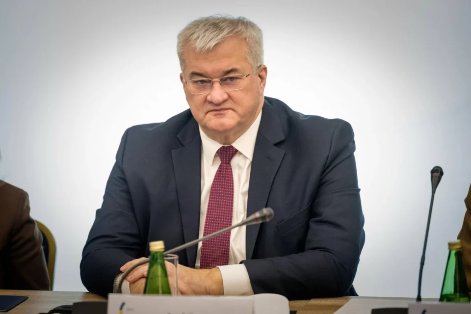 Україна інформувала Польщу про рух російських БПЛА у її бік - Сибіга