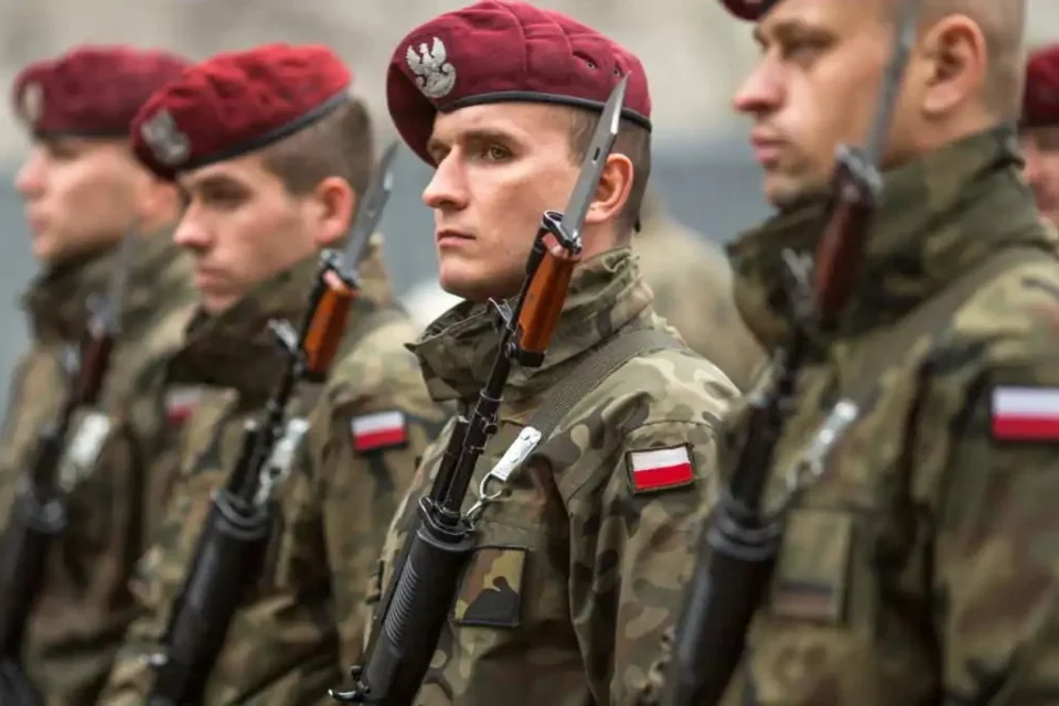 Україна очікує прибуття військових з Польщі у четвер - Сибіга