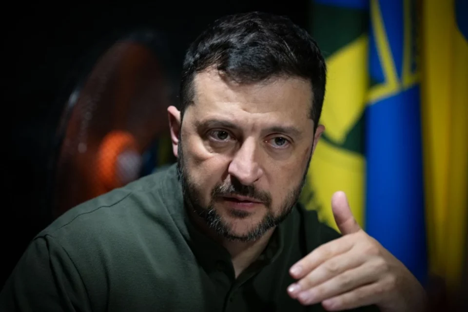 путін прагне окупувати всю Україну, його зупинить лише брак ресурсів - Зеленський