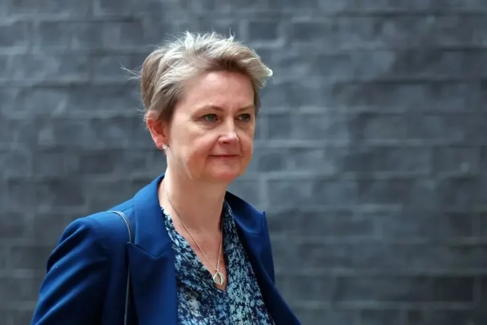 Можуть призвести до збройного протистояння з НАТО: глава МЗС Британії про дії рф у повітряному просторі Польщі, Румунії та Естонії