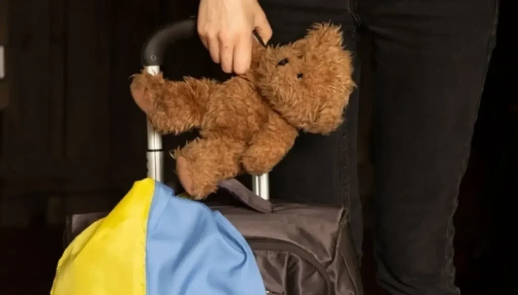 Відмовилась від паспорта рф і жила в страху: в Україну з окупації повернулась 23-річна жінка з немовлям Photo