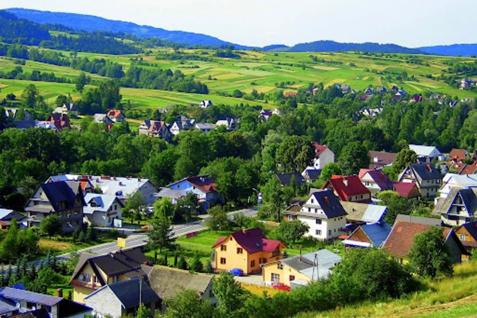 "Еміграційна мрія". Чому пропозиції переїзду у віддалені села за кордоном за 20-30 тис. євро не такі привабливі, як здається на перший погляд