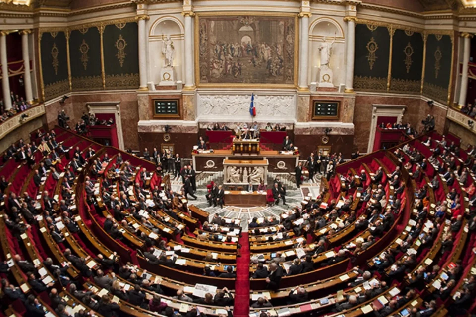 Французький парламент, ймовірно, пропустить ключовий термін ухвалення бюджету - ЗМІ