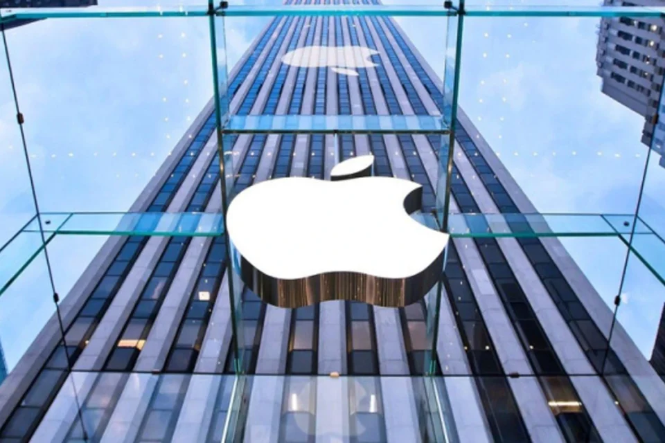 Apple готується вперше вийти на ринок недорогих ноутбуків - ЗМІ