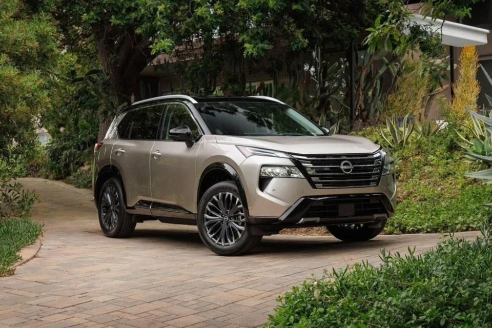 Nissan скоротить виробництво позашляховика Rogue через дефіцит чіпів Nexperia