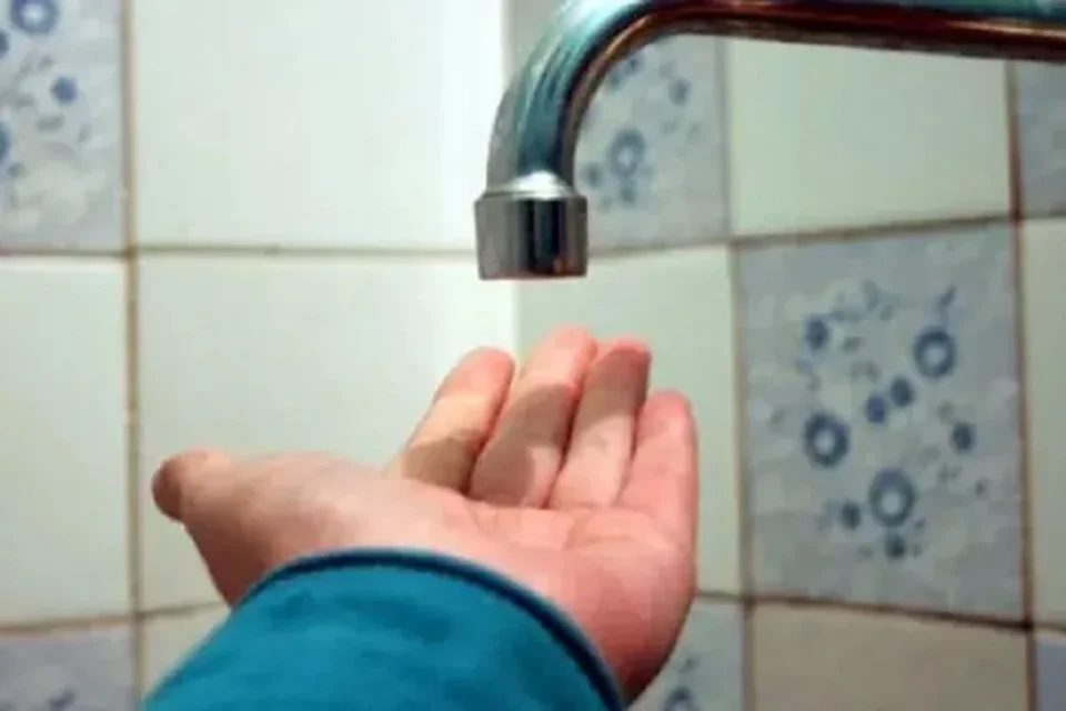 Окупанти ввели штрафи за злив води з батарей: на Луганщині єдиним джерелом рідини стала система опалення - ЦНС