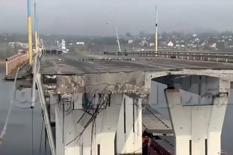 Загарбники здіснили обстріл Херсону, у черговій спробі потиснути оборонців Антонівського мосту - Волошин