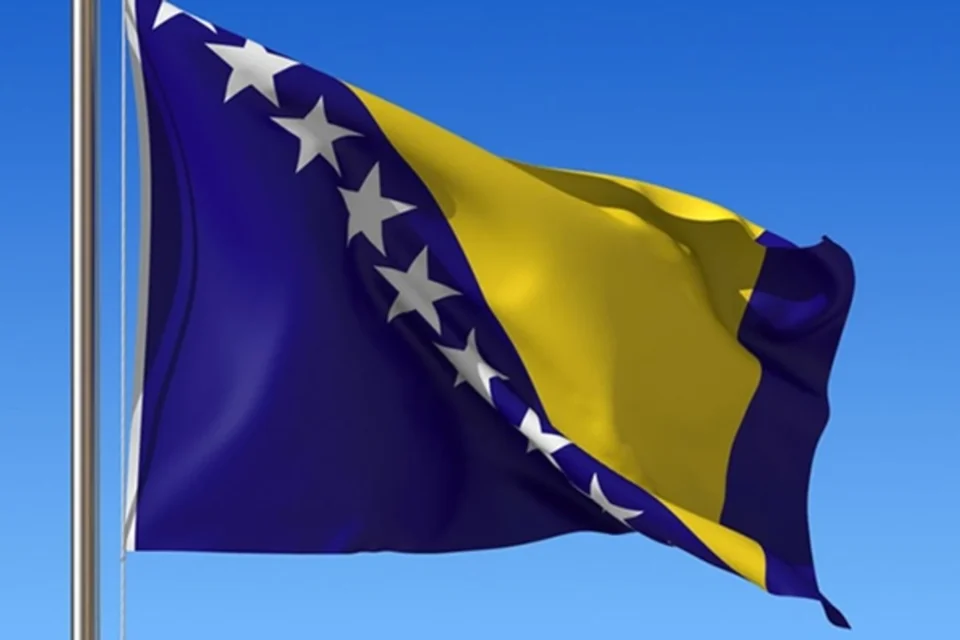 Боснія і Герцеговина не дозволила літаку з главою МЗС Угорщини сісти в країні