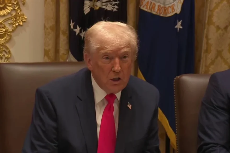 Трамп заявив, що США більше не фінансують конфлікт в Україні та шукають шлях до миру