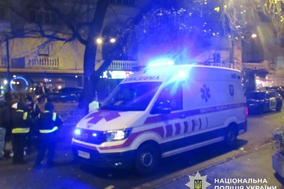 Боєць ММА побив перехожого на столичному Хрещатику, його затримали - поліція