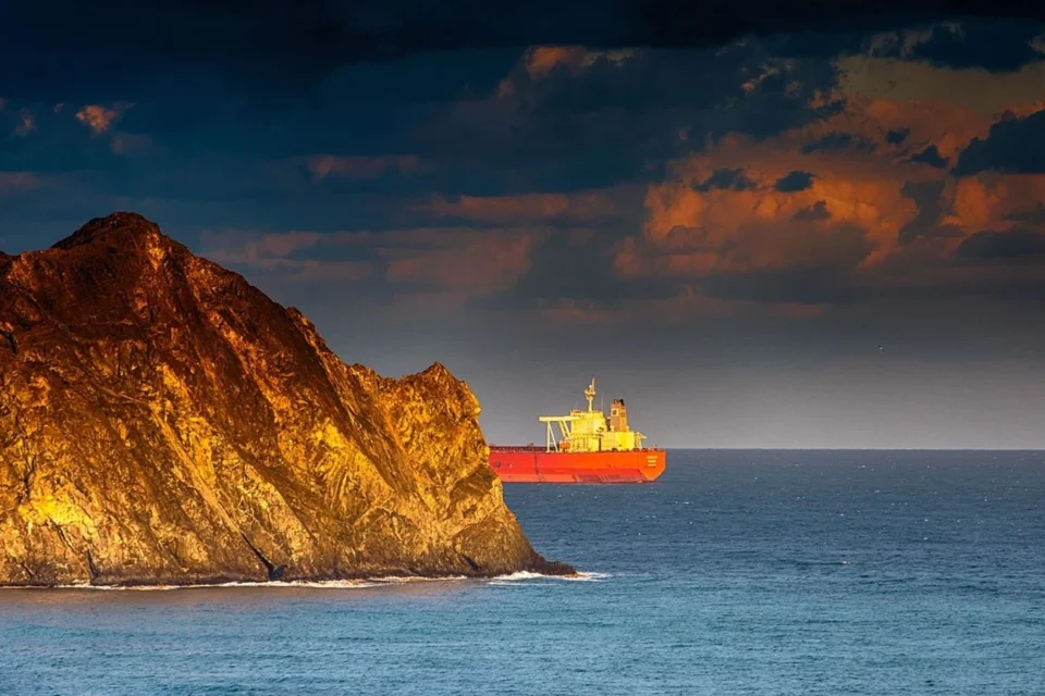 російський завод СПГ на Балтиці здійснив першу поставку до Китаю після санкцій США - Bloomberg