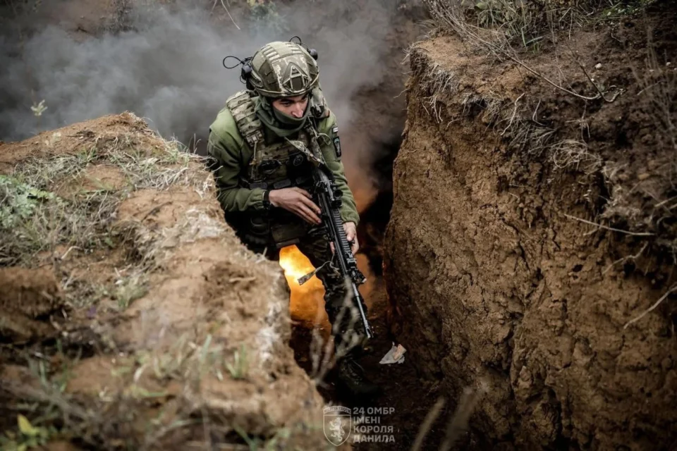 Кількість боїв на фронті за добу зросла на чверть: карта від Генштабу