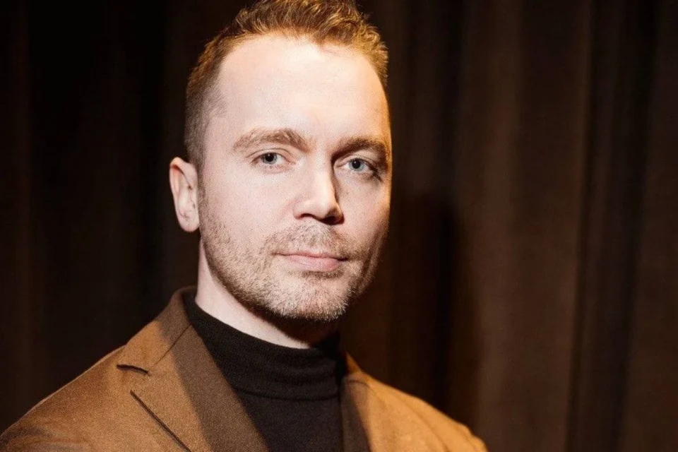 Активіст, який перевіряє