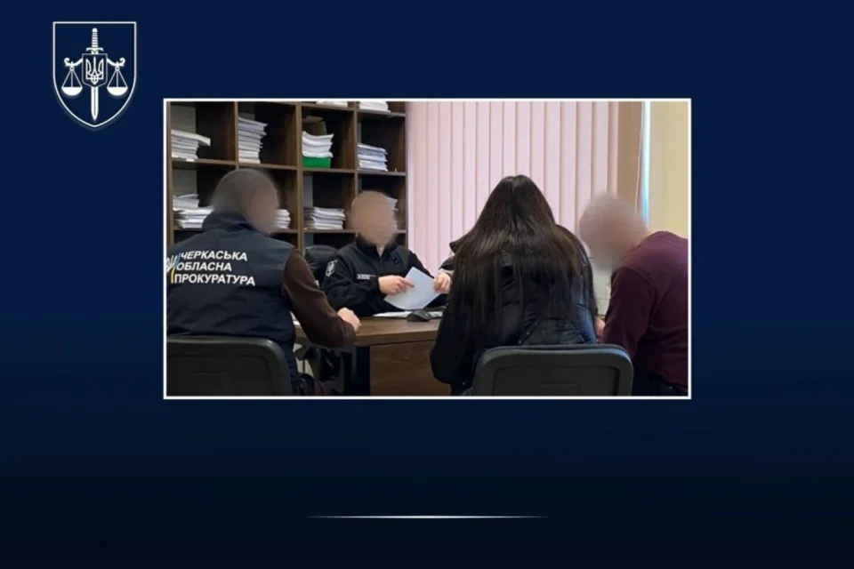 "Забула" вказати у декларації авто вартістю понад 7 млн грн: посадовиці податкової на Черкащині повідомлено про підозру