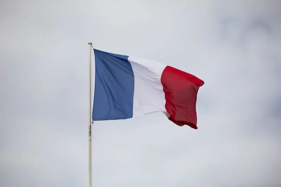 Франція забороняє