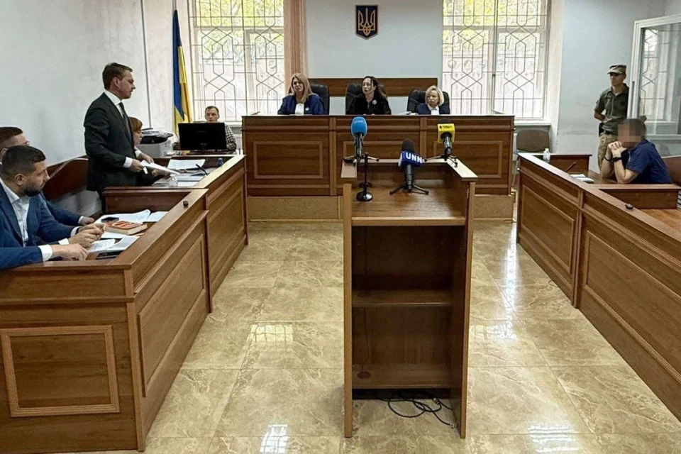 Вбивство підлітка на фунікулері в Києві: адвоката притягли до відповідальності за затягування судового процесу