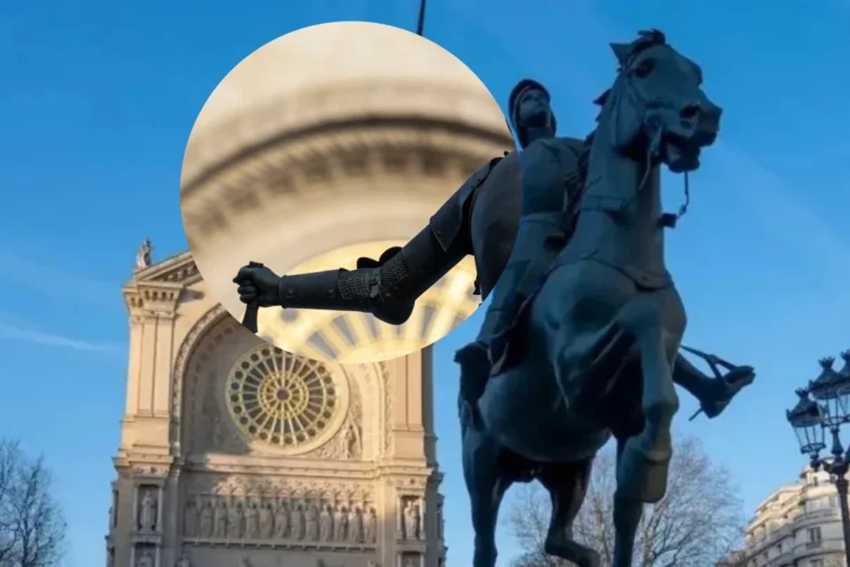 У Парижі затримано чоловіка, який викрав меч зі скульптури Жанни д
