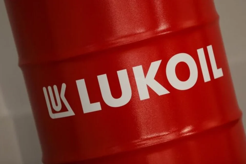 російський міжнародний бізнес стрімко деградує: “лукойл” продає всі закордонні активи