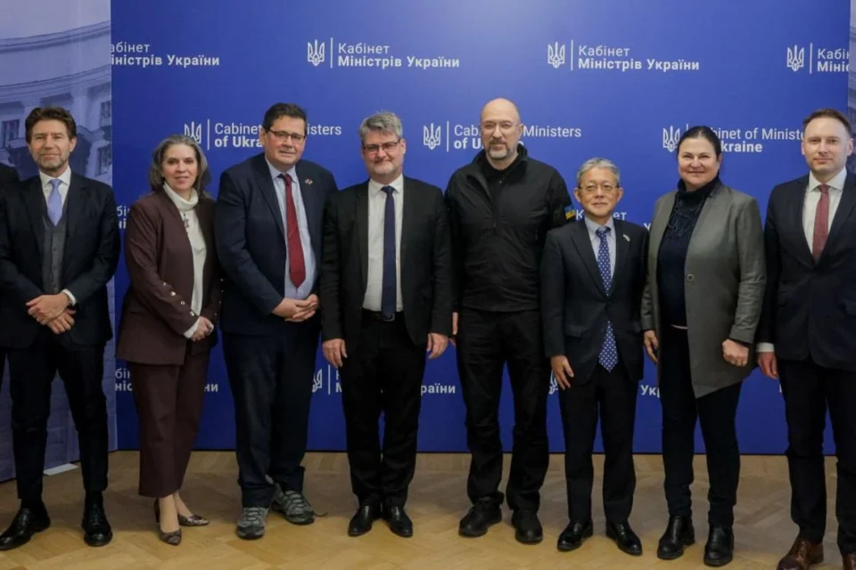 Шмигаль обговорив з послами країн G7 та ЄС відновлення енергетики