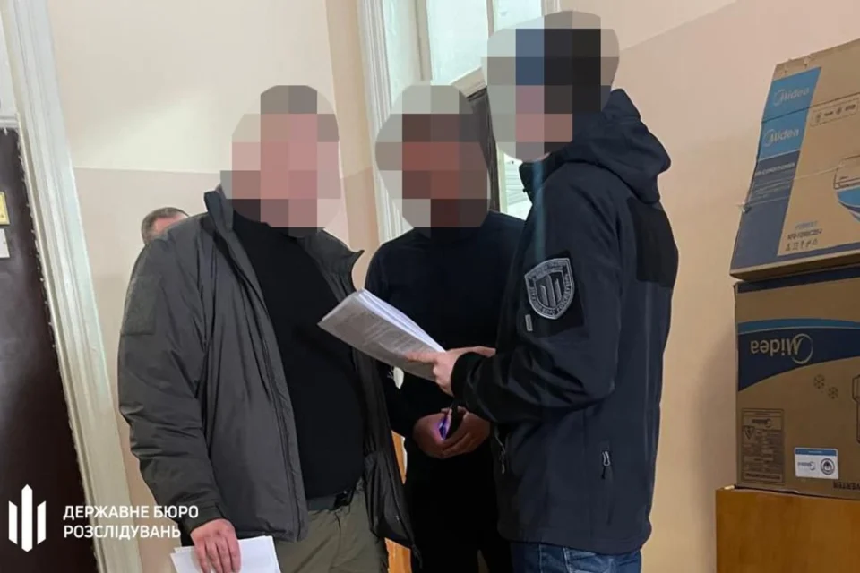 Правоохоронець у Хмельницькому отримав підозру через побиття чоловіка під час перевірки з ТЦК