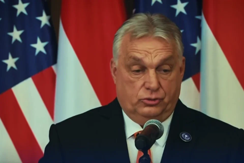 Орбан випустив агітаційний ролик з кадрами із Зеленським перед виборами