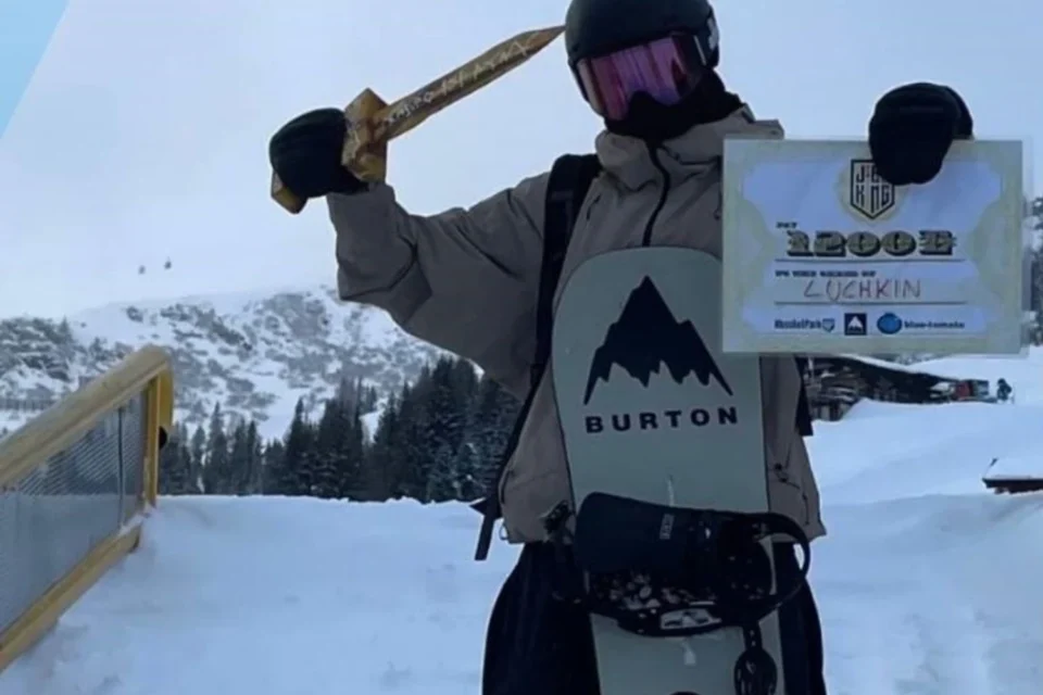 Українець Дмитро Лучкін виборов бронзу на юніорському чемпіонаті світу зі сноубордингу