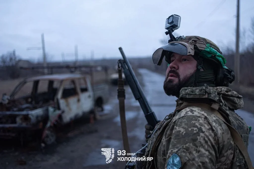 Генштаб про ситуацію на фронті: відбулося 122 бойових зіткнення, ворог запустив понад 4,1 тис. дронів