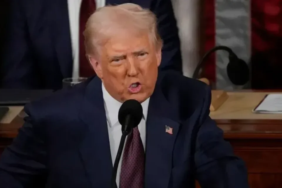 Війна в Ірані робить Дональда Трампа слабшим і злішим - The Economist