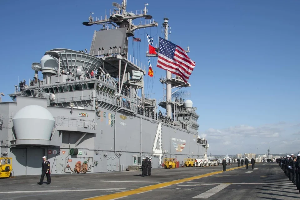 США екстрено перекидають тисячі морпіхів та десантні кораблі для висадки в Ірані - ЗМІ