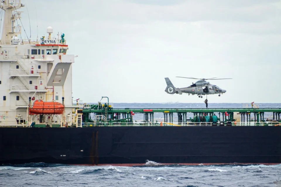 Французькі ВМС захопили російський