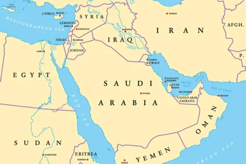 Країни Перської затоки після атак Ірану закликають США продовжити удари
