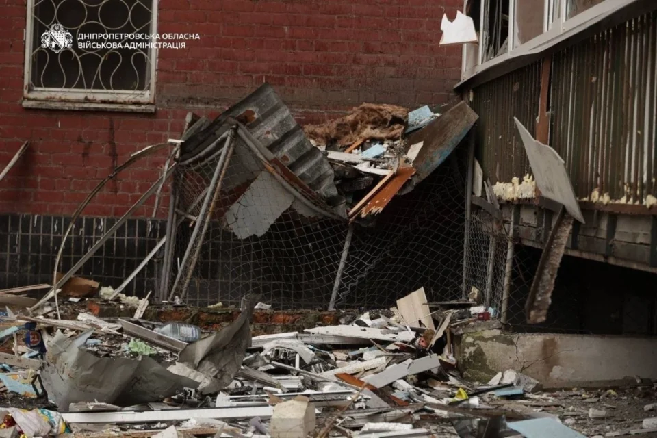 Кількість поранених через удар рф по багатоповерхівці у Дніпрі зросла до 7