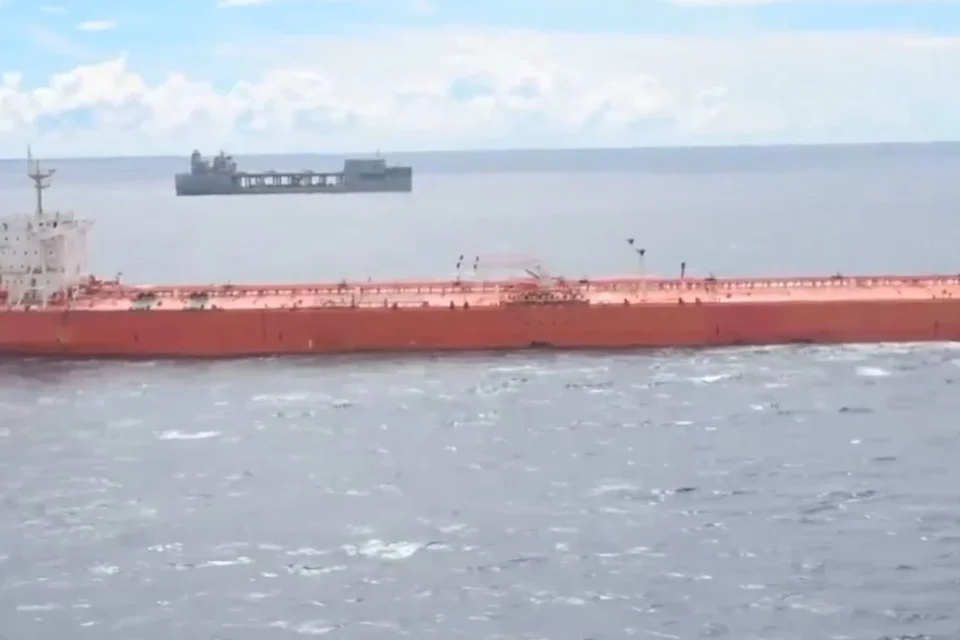 США перехопили у морі підсанкційне судно M/T Tifani без державної приналежності