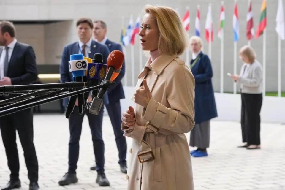 ЄС погодив розширення санкцій проти Ірану через обмеження судноплавства