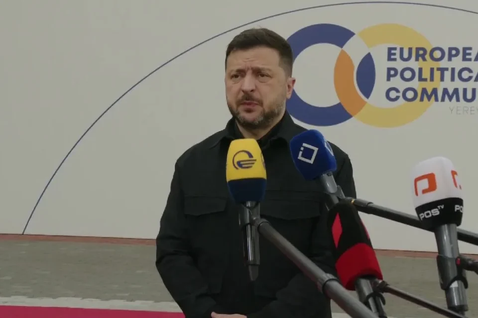Зеленський обговорить у Єревані шлях до ЄС і графік виплат 90 млрд євро