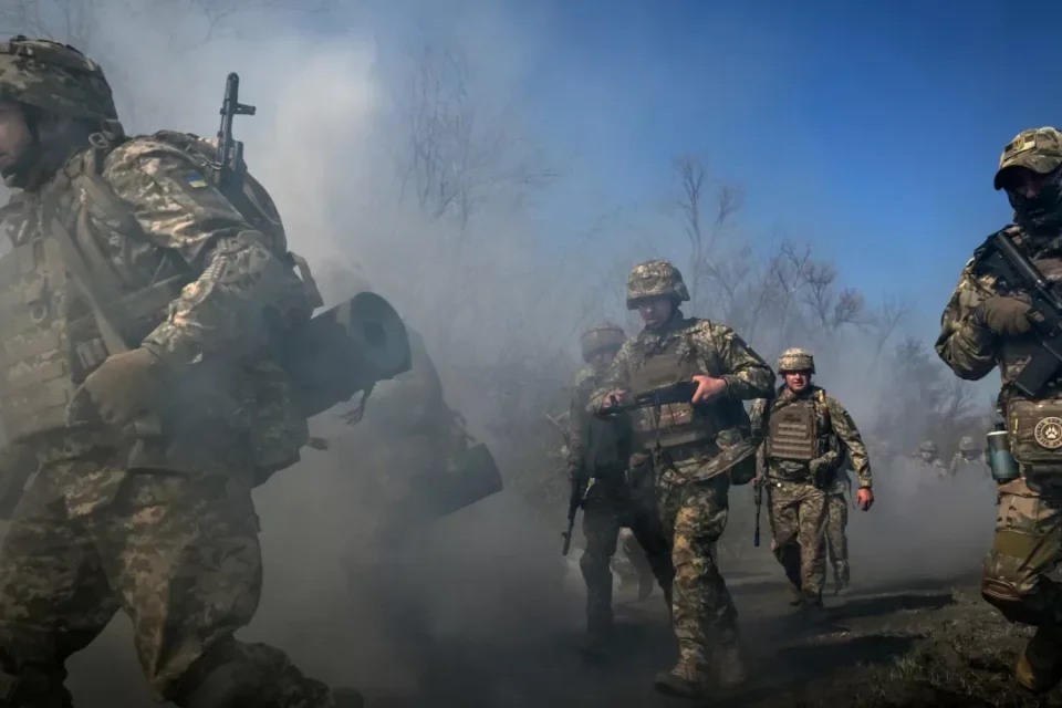 П’ять країн НАТО заблокували план обов’язкових витрат на допомогу Україні - The Telegraph