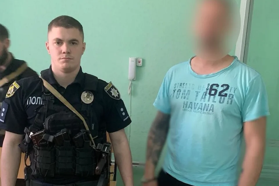 На Дніпропетровщині чоловіка підозрюють у вбивстві дядька з рушниці