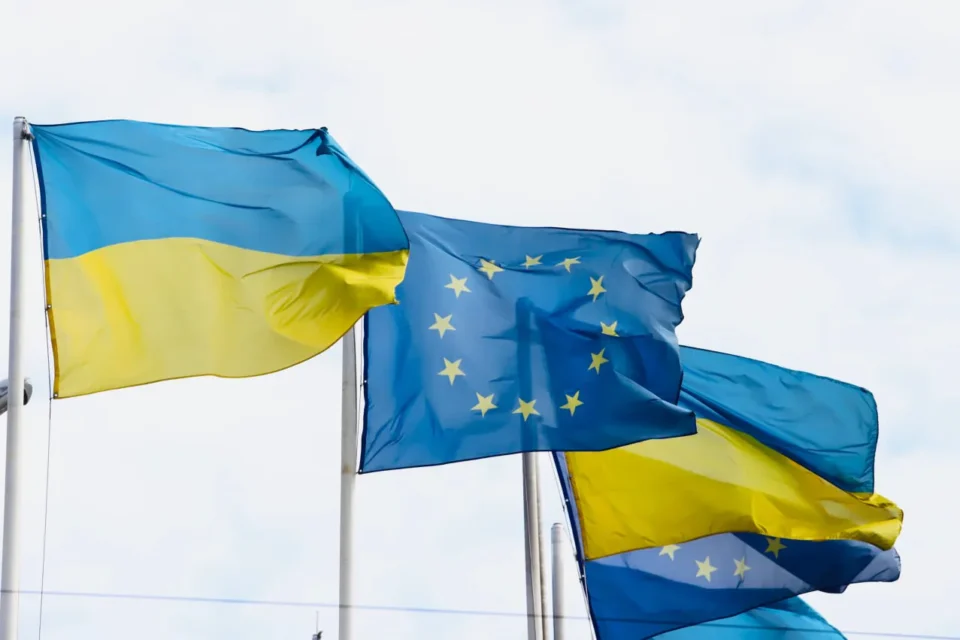 У ЄС запускають процес відкриття першого переговорного кластера для України - Politico