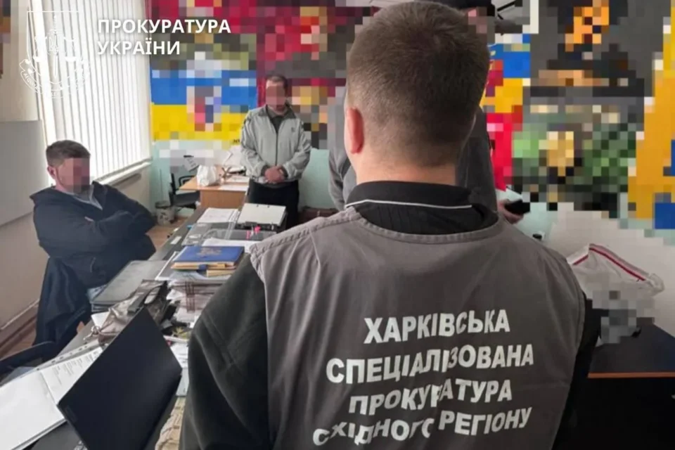 Посадовців армійського корпусу підозрюють у поборах із військових через