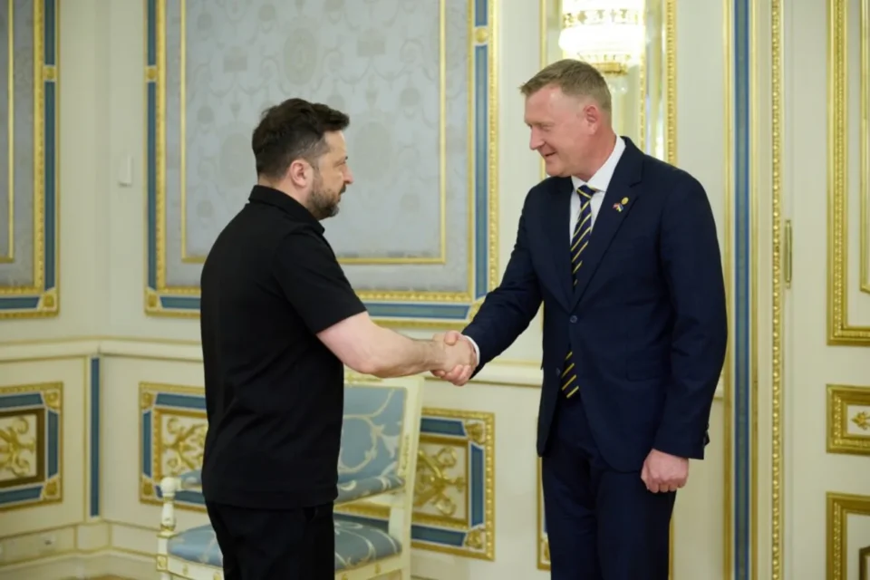 Зеленський обговорив з главою Міноборони Латвії Drone Deal та спільні оборонні проєкти