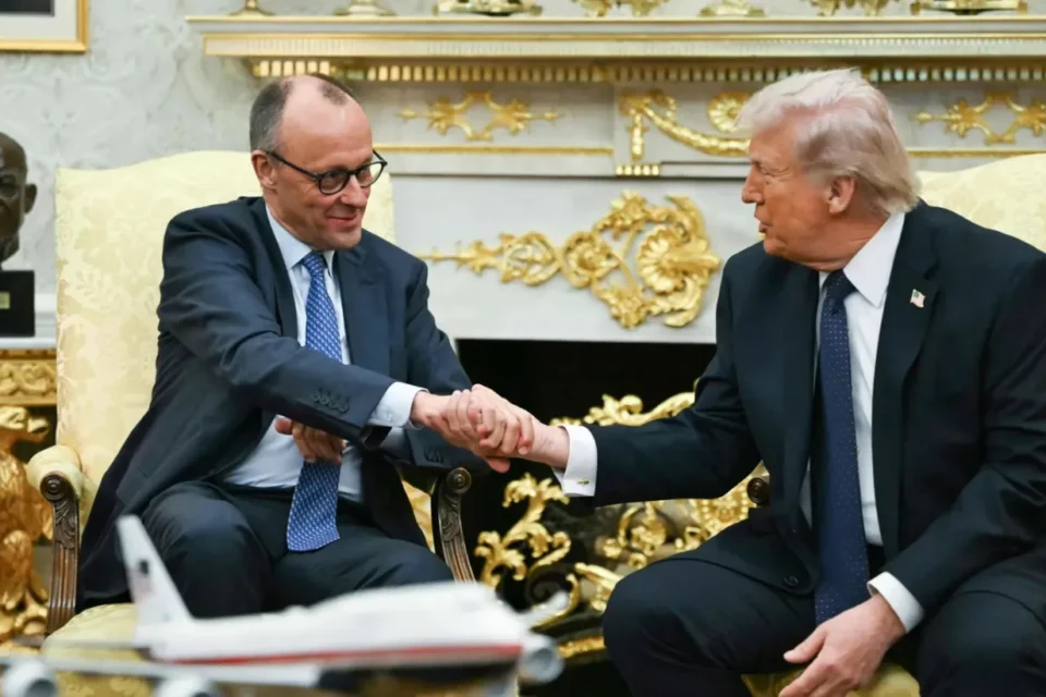 Трамп отримає на 80-річчя подарунок та лист від Мерца - ЗМІ