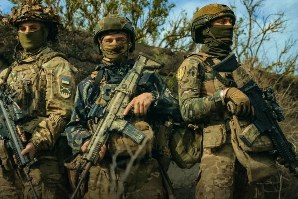 Виплати 300 тисяч та звільнення зі служби: у Міноборони розповіли про нові правила для військових