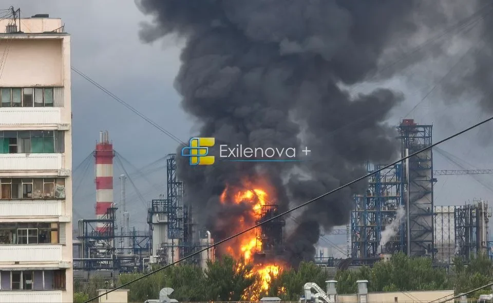 У рф повідомили про атаку дронів у москві та краснодарському краї, під ударом могли бути НПЗ і нафтобаза