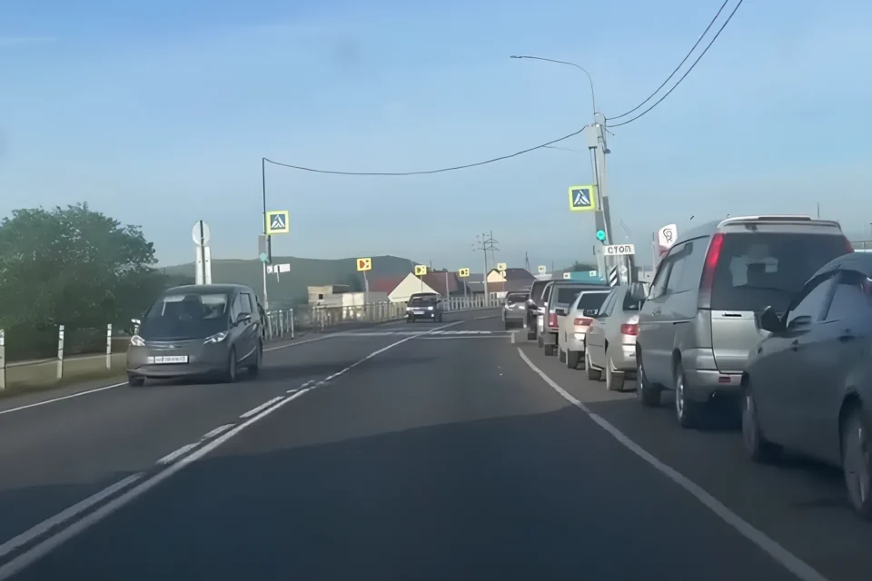 Паливна криза охопила майже всю росію: черги, ліміти, імпорт бензину та режим НС - відео