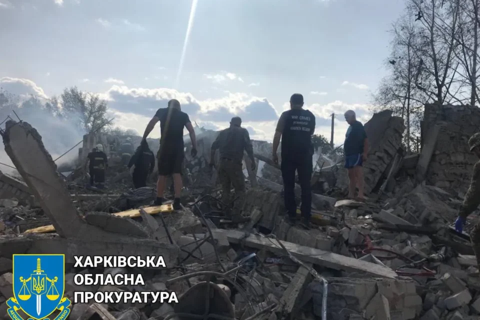 Удар рф по кафе в Грозі: встановили відповідальних за наказ російських військових, п