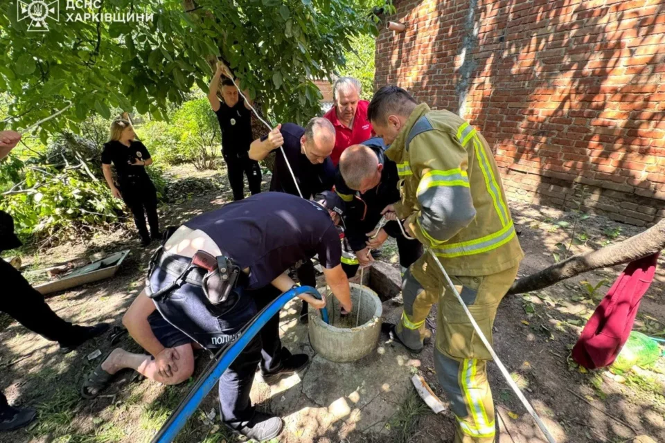 На Харківщині 4-річний хлопчик впав у дворовий колодязь, його госпіталізували